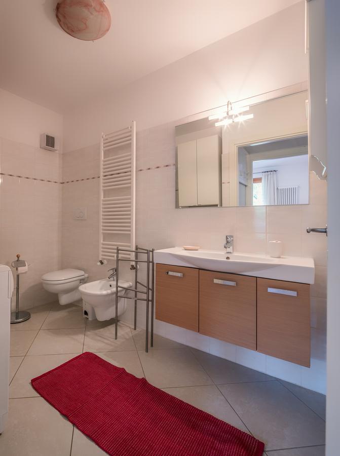 Residenza Finestra Sul Parco Apartment Comano Terme Exterior foto