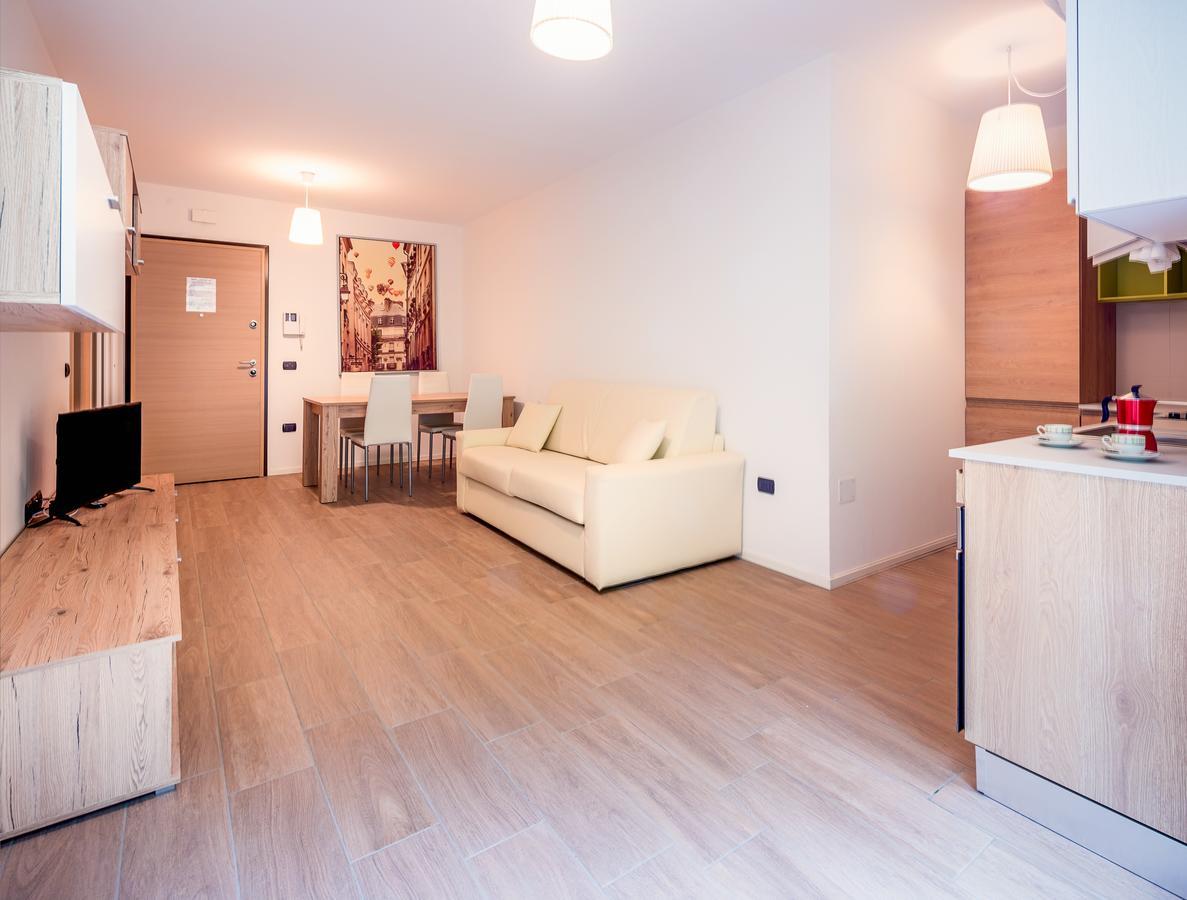Residenza Finestra Sul Parco Apartment Comano Terme Exterior foto