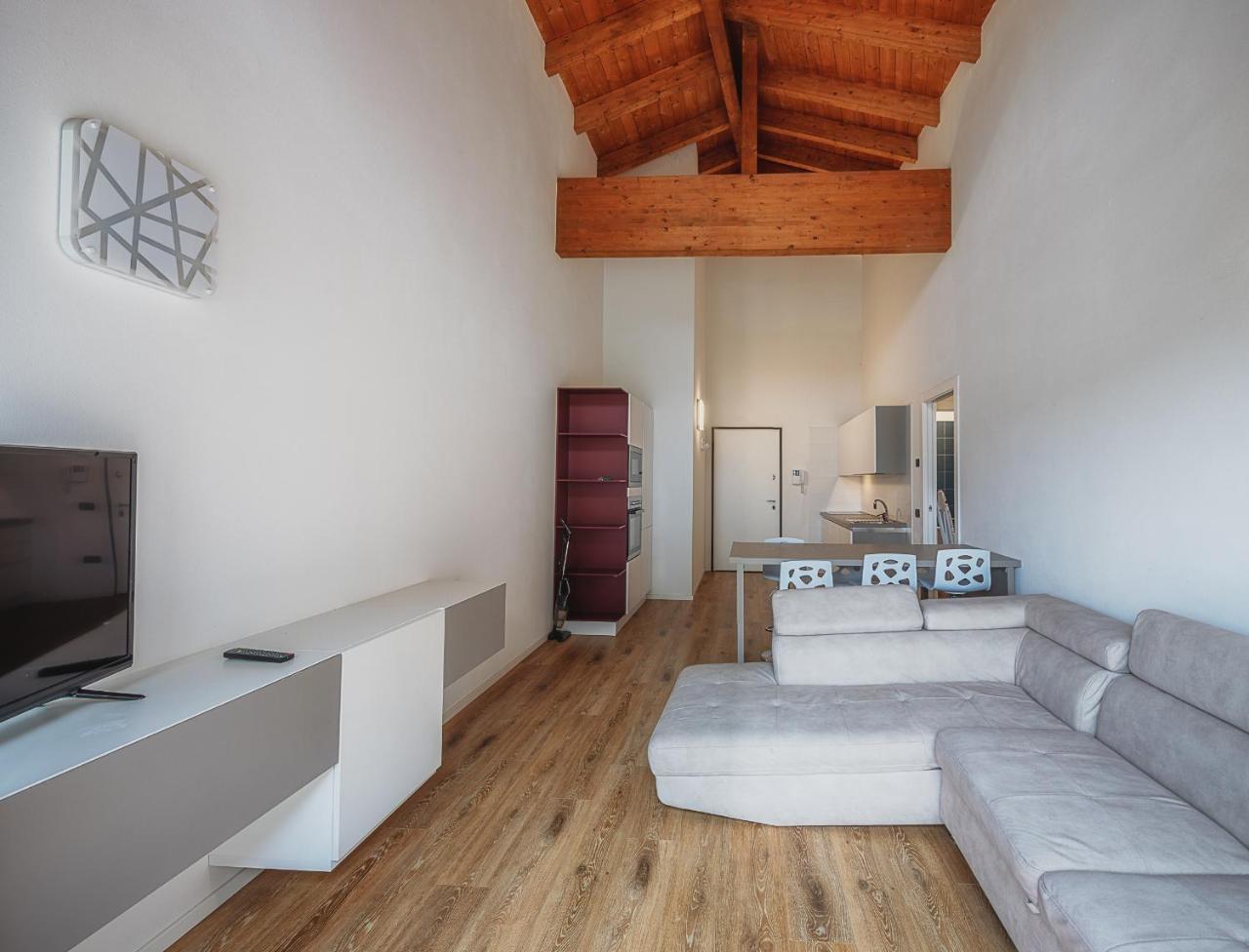 Residenza Finestra Sul Parco Apartment Comano Terme Exterior foto